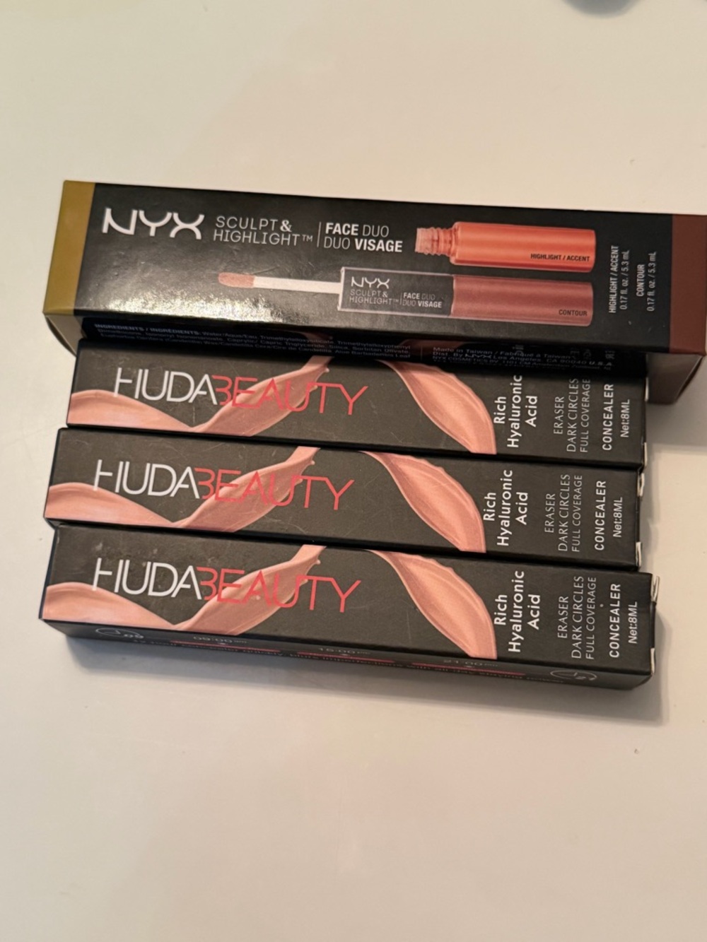 HUDA BEAUTY Liquid Concealer Trio in Nude/Peach & Black Packaging